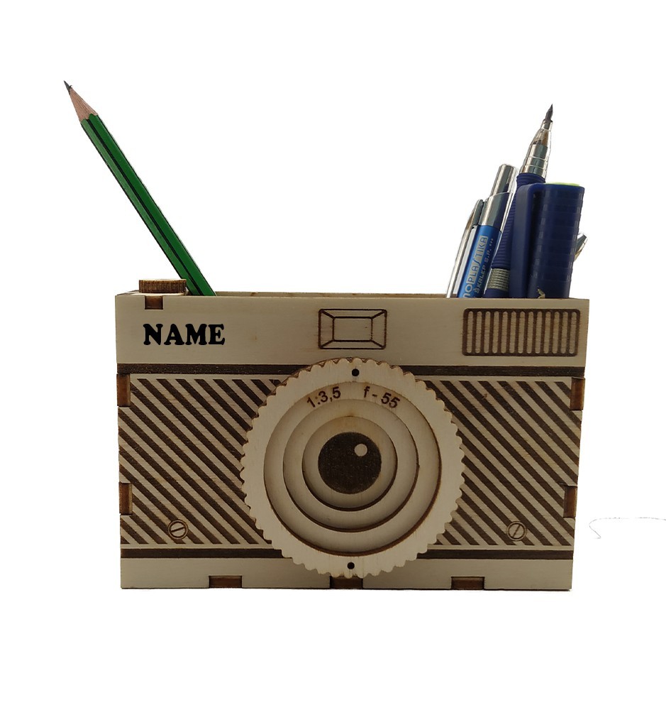Camera shaped wooden pen holder Office decoration Camera shaped wooden pen holder Office decoration