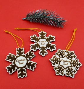 Personalisierter Schneeflocke Weihnachtsschmuck / Christbaumschmuck Holz