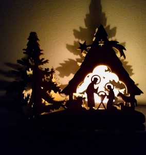 Weihnachtsdekoration - Weihnachtskrippe 3D Kerzenhalter