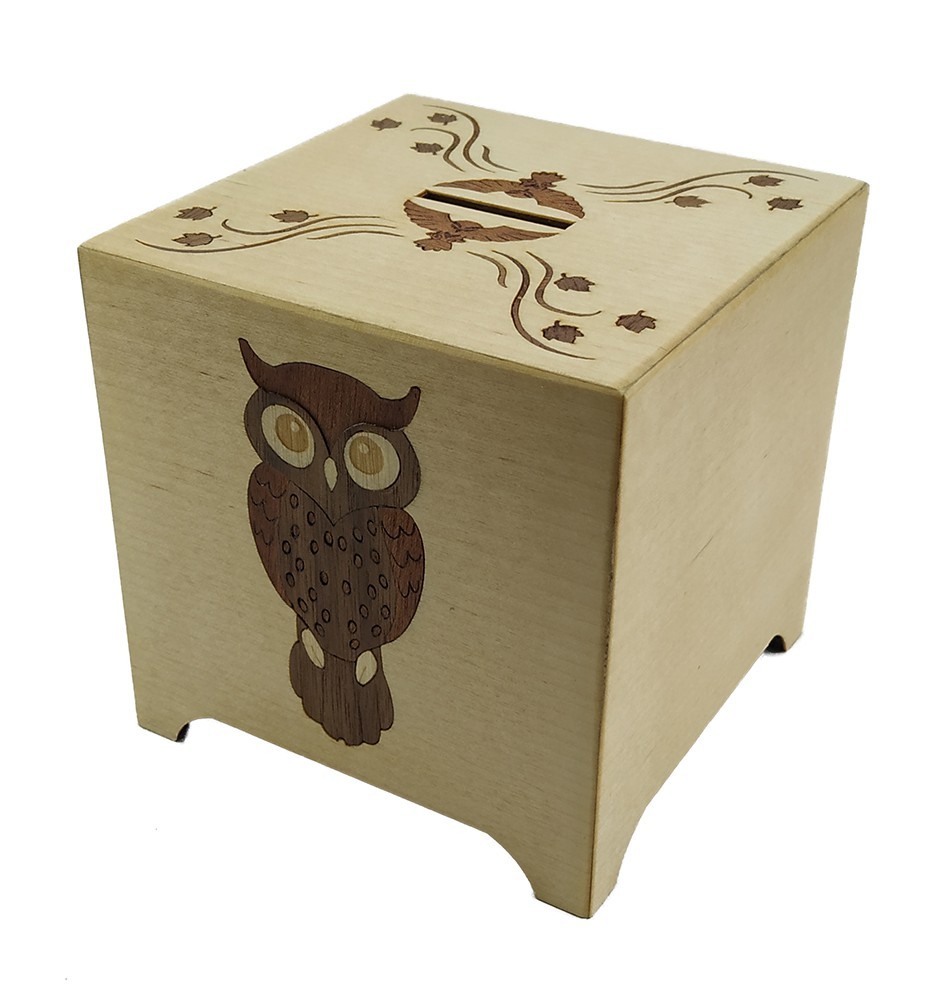 Wooden Money Box with Cute Owl design made from veneer marquetry - side view Wooden Money Box with Cute Owl design made from veneer marquetry - side view